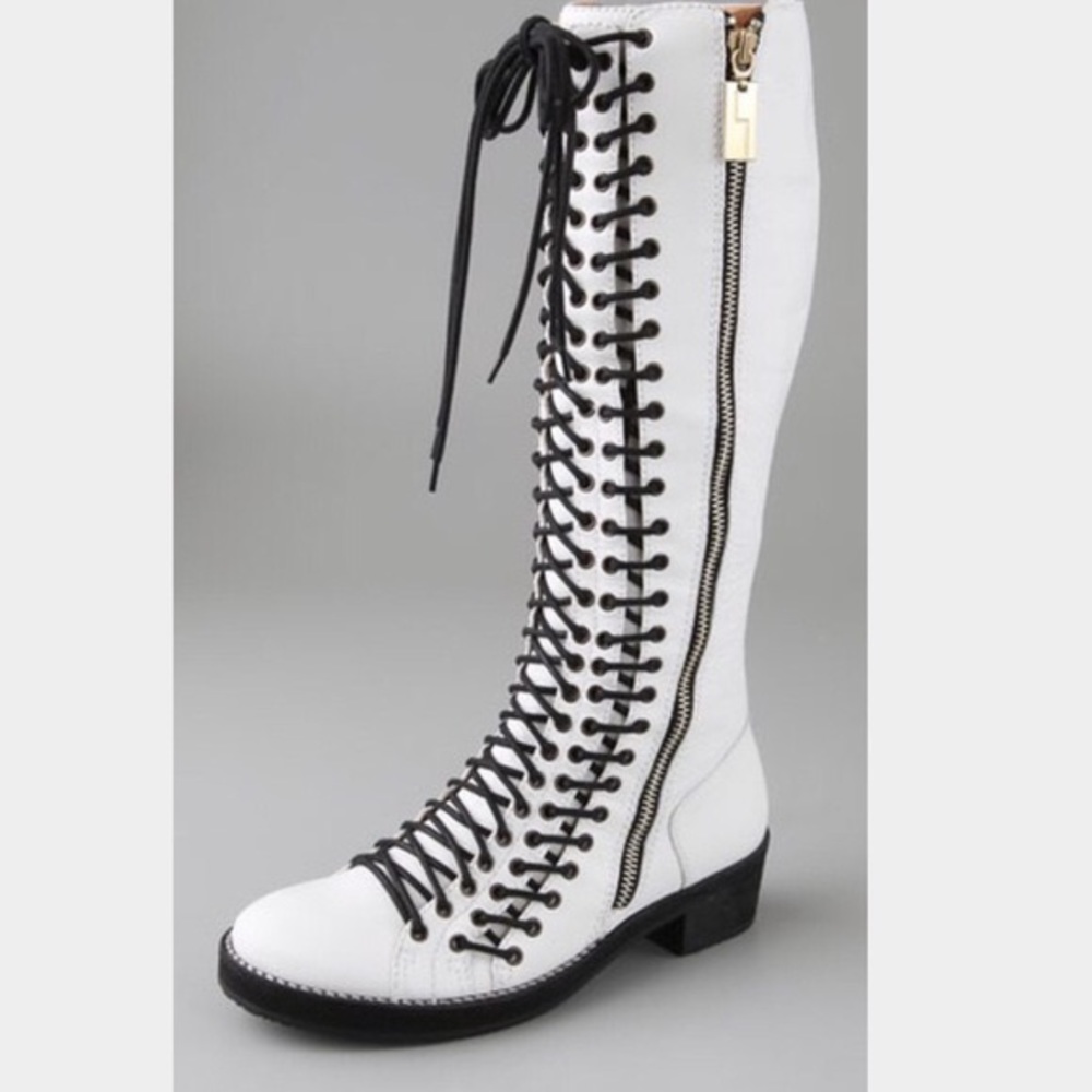 ISO Lamb by Gwen Stefani Volera lace up boots